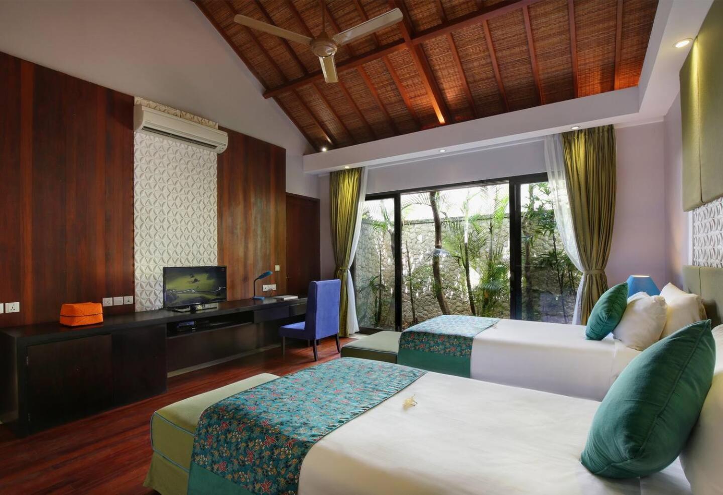 Karang Saujana Hotel Uluwatu Eksteriør billede